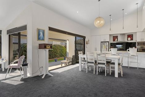 Photo of property in 79 Sandhurst Drive, Papamoa Beach, Papamoa, 3118