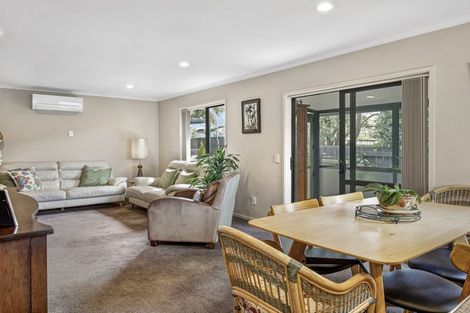 Photo of property in 1a Alexander Place, Otaki, 5512