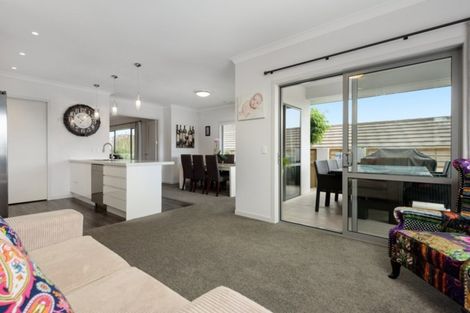 Photo of property in 324 Lakes Boulevard, Pyes Pa, Tauranga, 3112