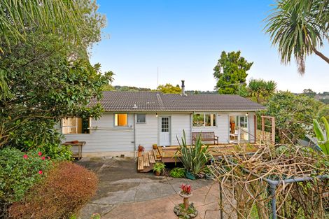 Photo of property in 34 Onedin Place, Titirangi, Auckland, 0604