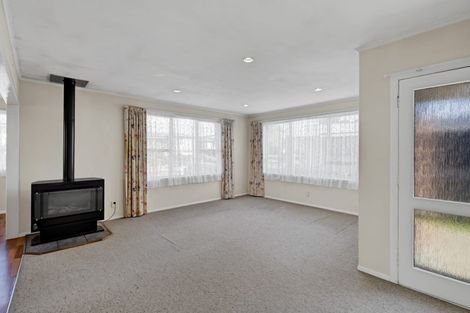 Photo of property in 14 Kauri Street, Merrilands, New Plymouth, 4312