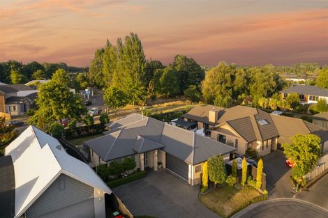 Photo of property in 4 Millpark Place, Northwood, Christchurch, 8051