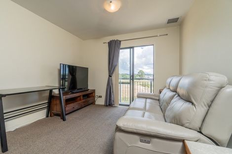 Photo of property in 6e/17 Crown Lynn Place, New Lynn, Auckland, 0600