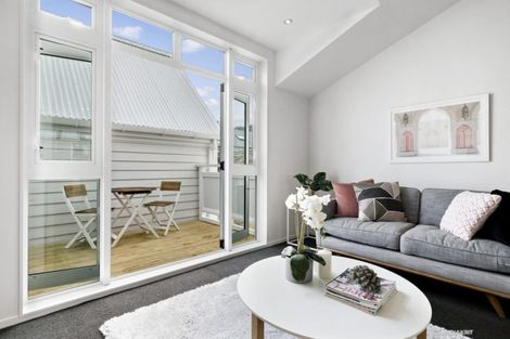 Photo of property in Pirie Street Townhouses, 19/35u Pirie Street, Mount Victoria, Wellington, 6011