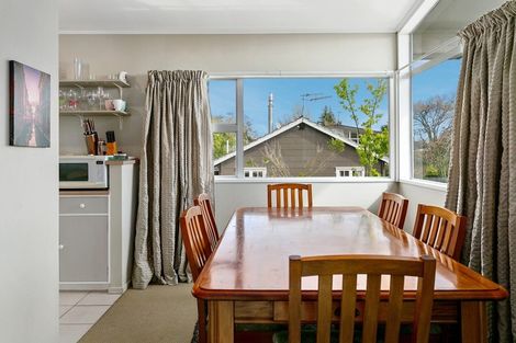 Photo of property in 4 Kereru Street, Two Mile Bay, Taupo, 3330