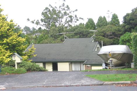 Photo of property in 39 Barlow Place, Chatswood, Auckland, 0626