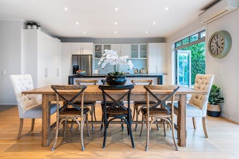 Photo of property in 131a Kowhai Road, Mairangi Bay, Auckland, 0630