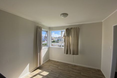 Photo of property in 21 Orly Avenue, Mangere, Auckland, 2022