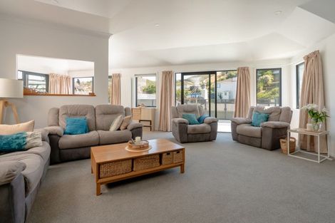 Photo of property in 173a Severn Street, Island Bay, Wellington, 6023