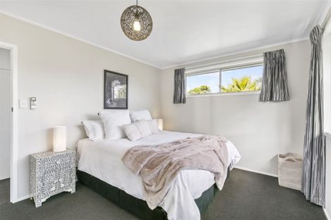 Photo of property in 46 Lynden Avenue, Hillcrest, Auckland, 0627