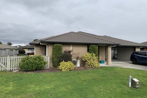 Photo of property in 10 Holcroft Place, Huntington, Hamilton, 3210