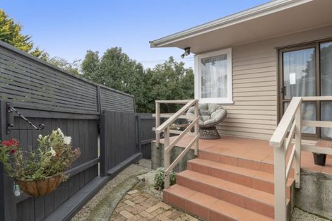 Photo of property in 2a Kaitemako Road, Welcome Bay, Tauranga, 3112