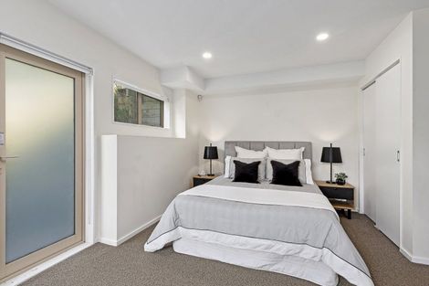 Photo of property in 32 Farnham Street, Mornington, Wellington, 6021