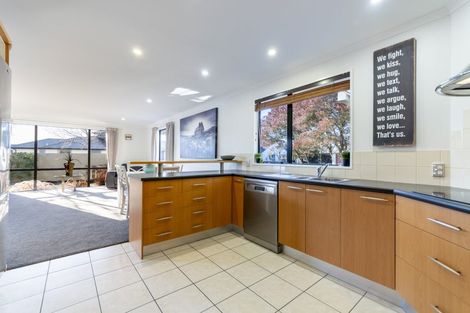 Photo of property in 3 Viceroy Place, Halswell, Christchurch, 8025