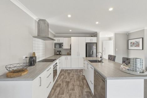 Photo of property in 59 Wilson Street, Bulls, 4818