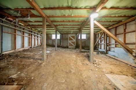 Photo of property in 57 Cliff View Drive, Green Bay, Auckland, 0604