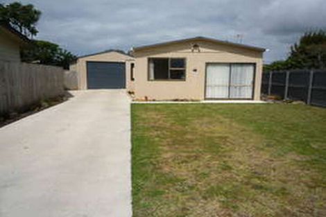 Photo of property in 17b Meadow Drive, Whitianga, 3510