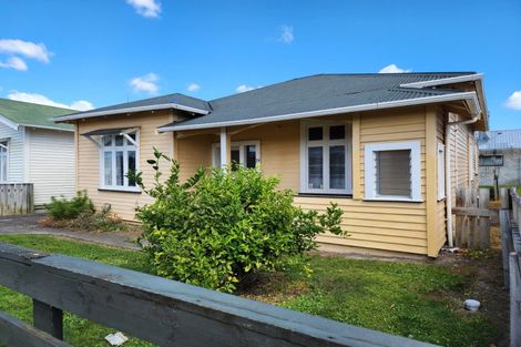Photo of property in 24 Mcgiffert Street, Palmerston North, 4410