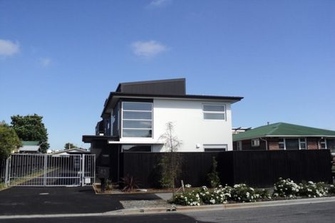 Photo of property in 43 Grafton Street, Waltham, Christchurch, 8011