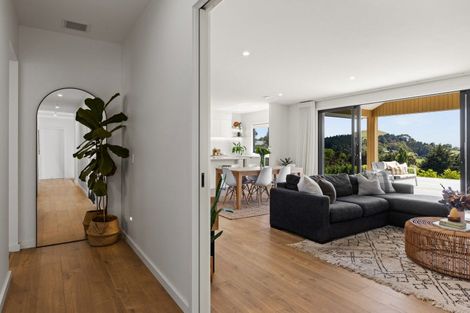 Photo of property in 4 Te Roera Drive, Taradale, Napier, 4112