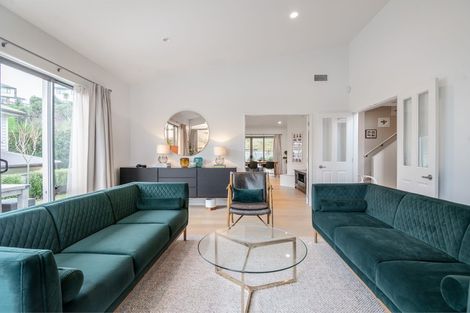 Photo of property in 15 Mauldeth Terrace, Churton Park, Wellington, 6037