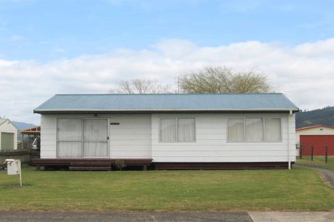 Photo of property in 8 Meadow Drive, Whitianga, 3510