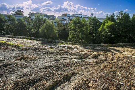 Photo of property in 35 Paina Crescent, Massey, 0614