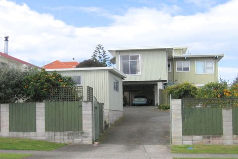 Photo of property in 211 Oceanbeach Road, Mount Maunganui, 3116