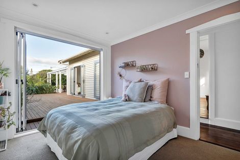 Photo of property in 31 Newton Street, Fitzroy, New Plymouth, 4312