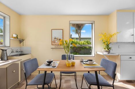 Photo of property in 2/136 Wainoni Road, Avondale, Christchurch, 8061