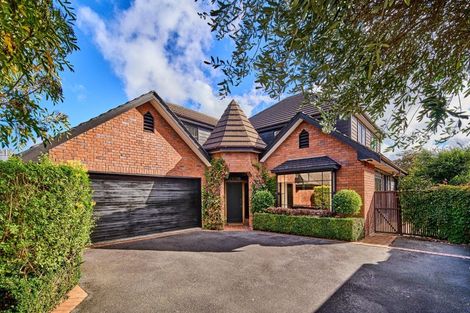 Photo of property in 3 Kauri Street, Woburn, Lower Hutt, 5011