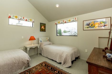 Photo of property in 49 Hikanui Drive, Havelock North, 4130