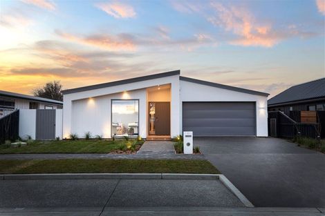 Photo of property in 81 Leistrella Road, Hoon Hay, Christchurch, 8025