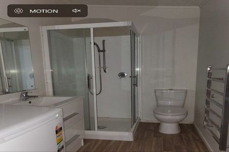 Photo of property in 2/34 Evelyn Place, Hillcrest, Auckland, 0627