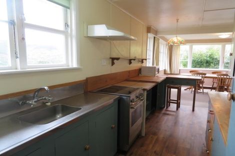 Photo of property in 33 Cheshire Street, Wilton, Wellington, 6012