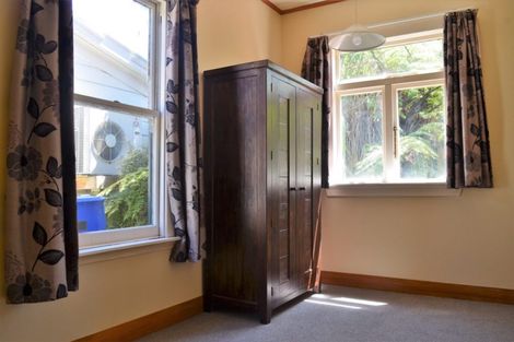 Photo of property in 212 Ohiro Road, Brooklyn, Wellington, 6021