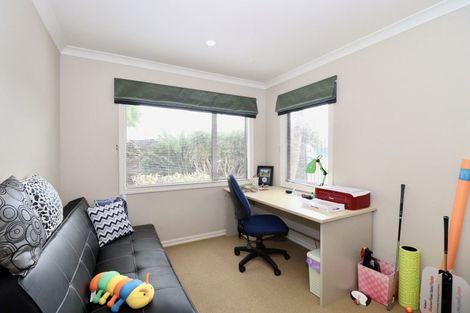 Photo of property in 1a Macleans Road, Bucklands Beach, Auckland, 2014