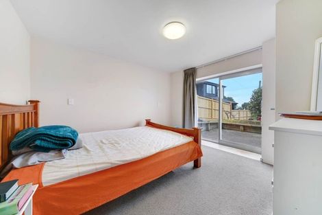 Photo of property in 582 Massey Road, Mangere, Auckland, 2022