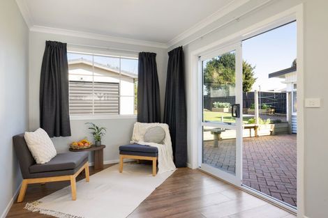 Photo of property in 25 English Street, St Andrews, Hamilton, 3200