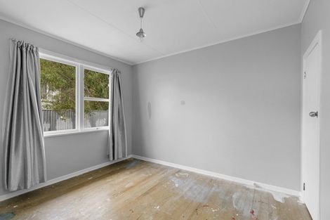 Photo of property in 4 Parenga Street, Wainuiomata, Lower Hutt, 5014
