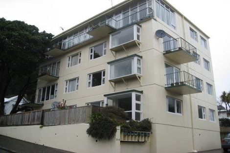 Photo of property in 2u2 Scarborough Terrace, Mount Victoria, Wellington, 6011