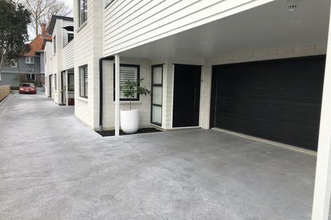 Photo of property in 13u1 Manning Street, Hamilton Central, Hamilton, 3204