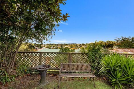 Photo of property in 12 Stirling Place, Dinsdale, Hamilton, 3204