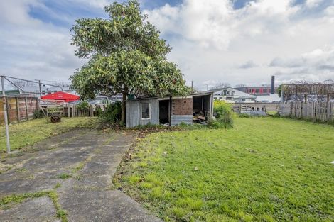 Photo of property in Cambridge Street, Levin, 5510