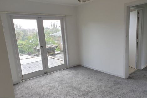 Photo of property in 24 Hinau Street, New Lynn, Auckland, 0600