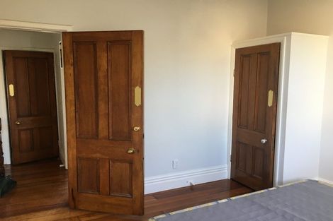 Photo of property in 13 Myrtle Crescent, Mount Cook, Wellington, 6021