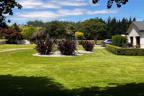 Photo of property in 101 Seaward Road, Edendale, 9825