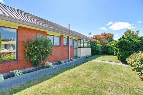 Photo of property in 2 Mayo Place, Belfast, Christchurch, 8051