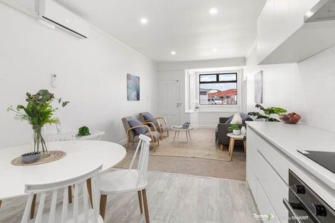 Photo of property in 69a Ellesmere Avenue, Miramar, Wellington, 6022