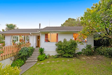 Photo of property in 34 Onedin Place, Titirangi, Auckland, 0604